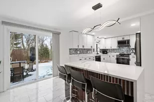 120 Brattle St, Worcester, MA 01606 - Photo 10