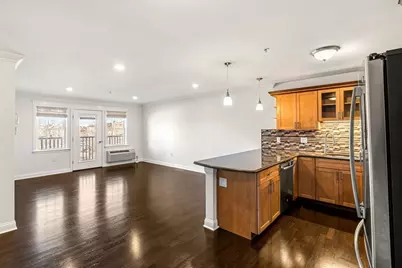 39 Fayette St #403, Quincy, MA 02171 - Photo 4