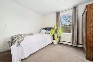 33 Lakeview Ave, Bellingham, MA 02019 - Photo 26