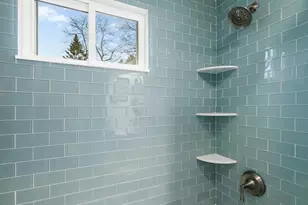 33 Lakeview Ave, Bellingham, MA 02019 - Photo 14