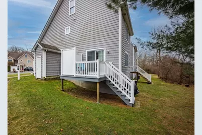 700 Lees River Ave #15, Somerset, MA 02725 - Photo 2