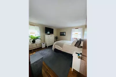51 Stoughton St, Quincy, MA 02169 - Photo 10