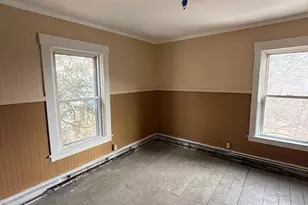 74 Bacon St, Orange, MA 01364 - Photo 4