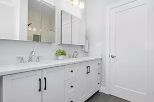 24 Tolman St, Waltham, MA 02453 - Photo 22