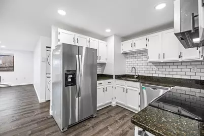 64 Foster St #105, Peabody, MA 01960 - Photo 10