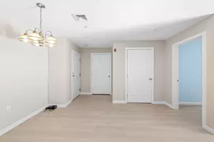 30 Franklin St, Malden, MA 02148 - Photo 14