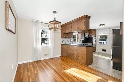 22 Barry Ave, Dracut, MA 01826 - Photo 8