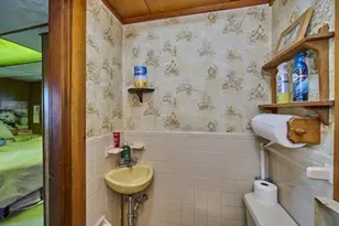 16 Converse St, Boston, MA 02135 - Photo 8