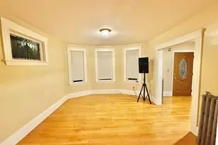 23 Pearl St, Everett, MA 02149 - Photo 4