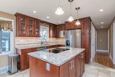 44 Depalma St, Agawam, MA 01030 - Photo 10