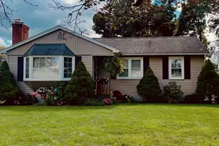 44 Depalma St, Agawam, MA 01030 - Photo 2