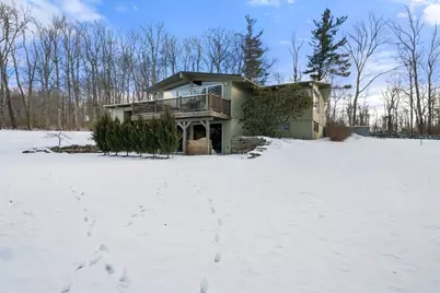15 Westview Dr, Sutton, MA 01590 - Photo 2