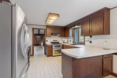 31 Mohawk Rd, Andover, MA 01810 - Photo 18