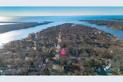 279 Seacoast Shores Blvd, Falmouth, MA 02536 - Photo 2