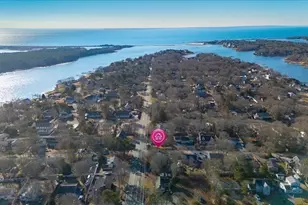 279 Seacoast Shores Blvd, Falmouth, MA 02536 - Photo 2