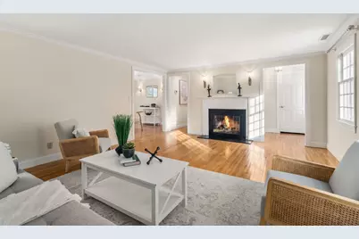 70 Jericho Rd #70, Weston, MA 02493 - Photo 4