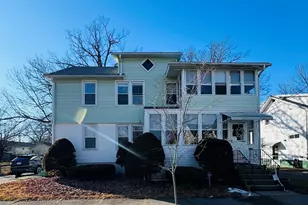 158 Monrovia St, Springfield, MA 01104 - Photo 1