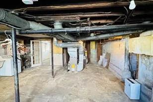 158 Monrovia St, Springfield, MA 01104 - Photo 38