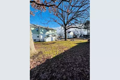 158 Monrovia St, Springfield, MA 01104 - Photo 40