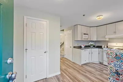 278 Manning St #603, Hudson, MA 01749 - Photo 4