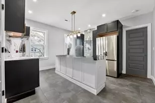 31 Homestead St, Boston, MA 02121 - Photo 12