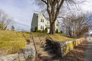 83 South St, Plainville, MA 02762 - Photo 2