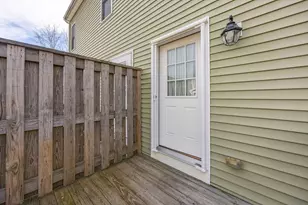 83 South St, Plainville, MA 02762 - Photo 32