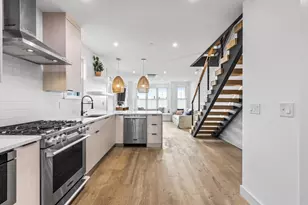 360 Athens St, Boston, MA 02127 - Photo 6