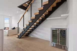 360 Athens St, Boston, MA 02127 - Photo 8