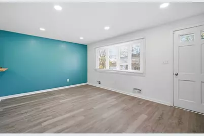 181 Beauchamp Terrace, Chicopee, MA 01020 - Photo 12