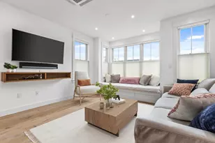 360 Athens St, Boston, MA 02127 - Photo 4