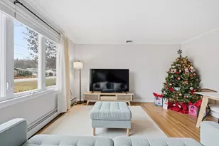 15 Limewood Ave, Billerica, MA 01821 - Photo 6