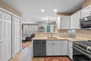 709 Gazebo Cir, Reading, MA 01867 - Photo 4