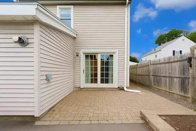 18 Beacon Place #18, Melrose, MA 02176 - Photo 24