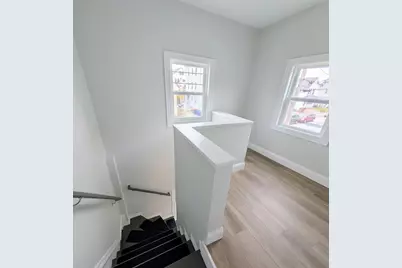 121 Whitman St #2, New Bedford, MA 02745 - Photo 10