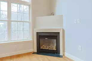 33 Garett Way, Holliston, MA 01746 - Photo 10