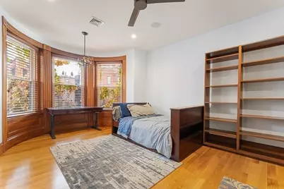136 Saint Botolph, Boston, MA 02115 - Photo 20