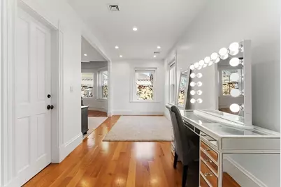 136 Saint Botolph, Boston, MA 02115 - Photo 14