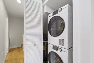 27 R West St, Beverly, MA 01915 - Photo 8