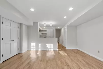 27R West Street #8, Beverly, MA 01915 - Photo 2