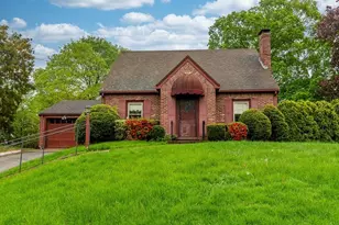 18 Winter St, Dedham, MA 02026 - Photo 2