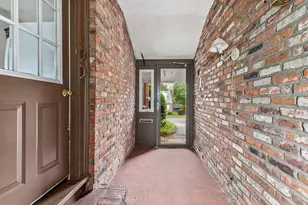 18 Winter St, Dedham, MA 02026 - Photo 24