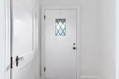 18 Winter St, Dedham, MA 02026 - Photo 12