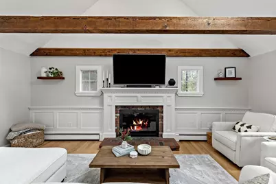 49 Thompson St, Pembroke, MA 02359 - Photo 8