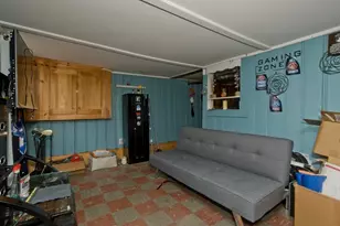 20 Prospect St, Adams, MA 01220 - Photo 24