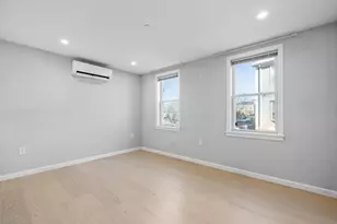 24 Ferrin St, Boston, MA 02129 - Photo 8