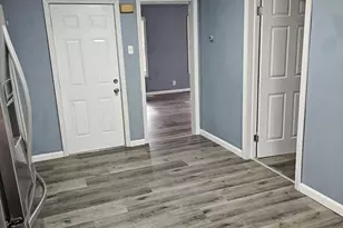 178 Corthell St, Springfield, MA 01151 - Photo 2