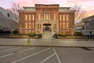 76 Court St, Plymouth, MA 02360 - Photo 2