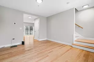 7 Gorham St, Chelmsford, MA 01824 - Photo 10