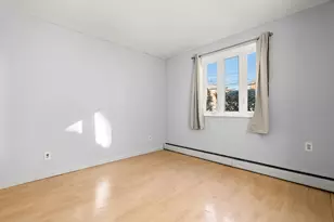 133 Warren St, Watertown, MA 02472 - Photo 10